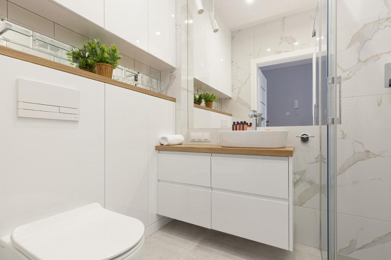 Dom Przy Okrzei By Renters Prestige Apartmán Varšava